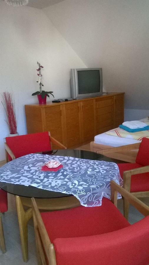 Ferienwohnung Am Bodensee Mit 3 Schlafzimmer Ueber 2 Etage Mit Kleine Balkon Bis 7 Personen Иберлинген Экстерьер фото